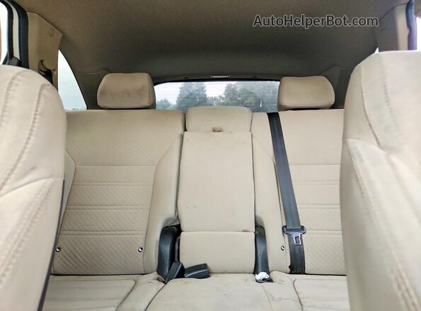 5XYPG4A37HG285408 2017 KIA SORENTO White უკანა სავარძლების ხედი