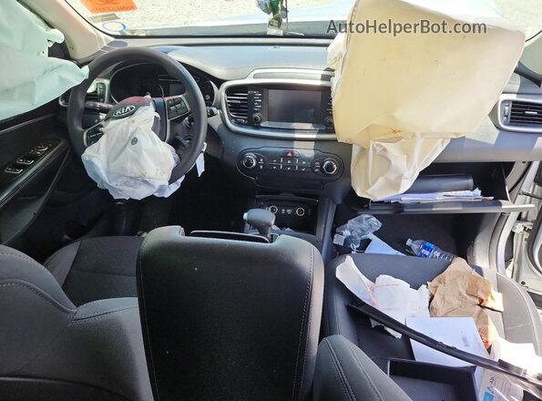 5XYPG4A38KG596885 2019 KIA SORENTO Silver Dashboard view