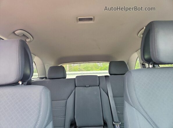 5XYPG4A39GG038647 2016 KIA SORENTO Silver 