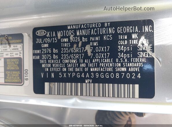 5XYPG4A39GG087024 2016 KIA SORENTO Silver Vista del compartimento del motor