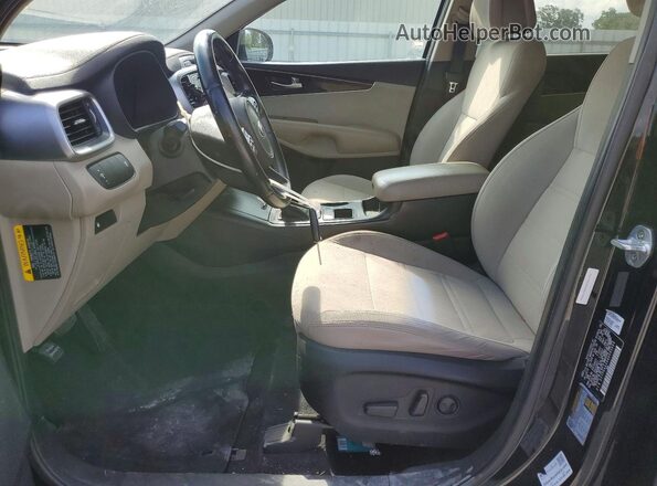 5XYPG4A39GG095866 2016 KIA SORENTO Black Front interior view