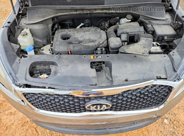 5XYPG4A3XGG079675 2016 KIA SORENTO Silver Engine compartment view