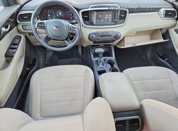 5XYPG4A58KG490194 2019 KIA SORENTO Белый Вид панели приборов