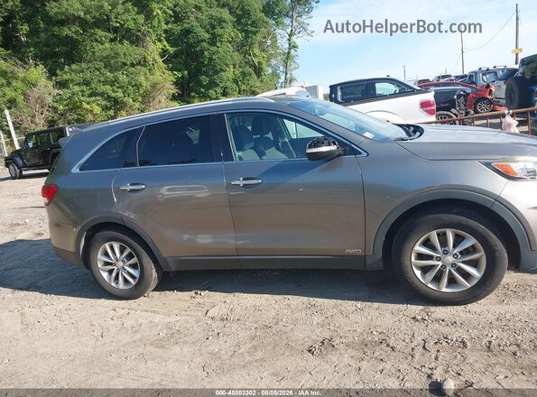 5XYPGDA31GG057774 2016 KIA SORENTO Gray უკანა სალონის ხედი