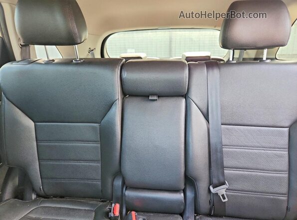 5XYPGDA32GG044161 2016 KIA SORENTO Серый Вид задних сидений