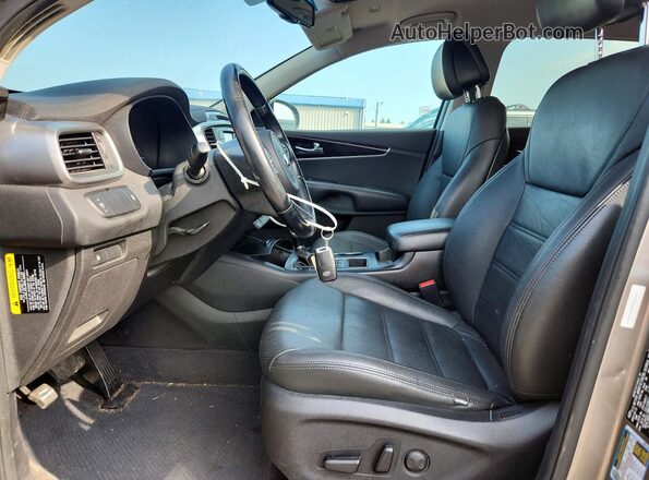 5XYPGDA32GG044161 2016 KIA SORENTO Серый Вид салона спереди