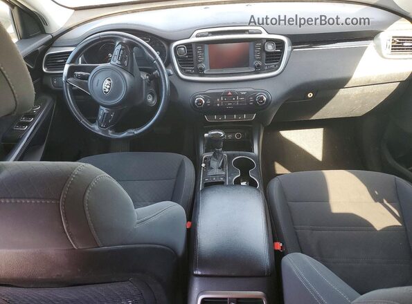 5XYPGDA33HG268086 2017 KIA SORENTO Black Вид панелі приладів