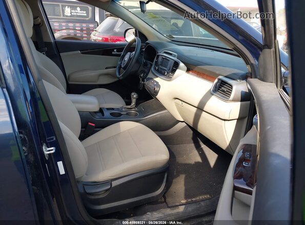5XYPGDA34HG296429 2017 KIA SORENTO Blue Widok wnętrza z przodu