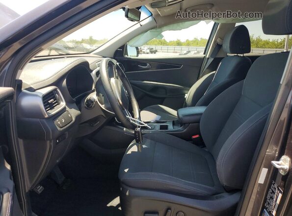 5XYPGDA35KG438780 2019 KIA SORENTO Gray Front interior view