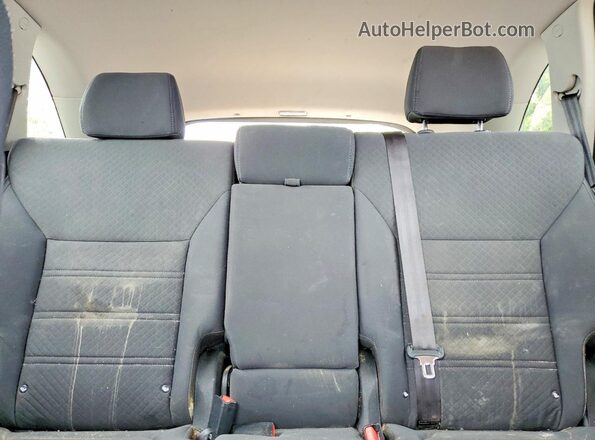 5XYPGDA36HG317023 2017 KIA SORENTO White Հետևի նստատեղերի տեսք