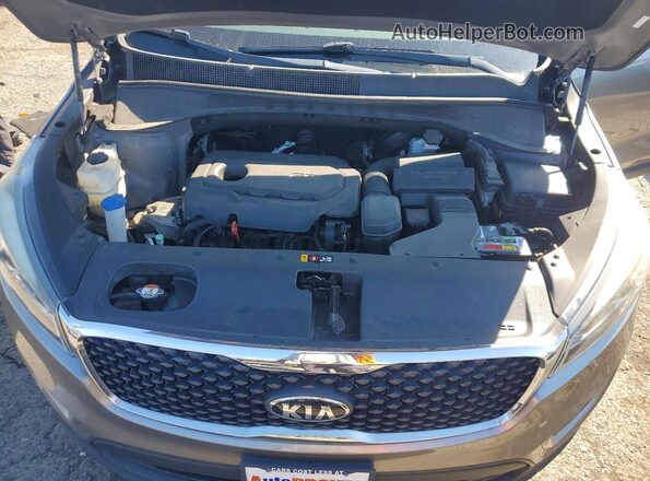 5XYPGDA36JG376207 2018 KIA SORENTO Gray 