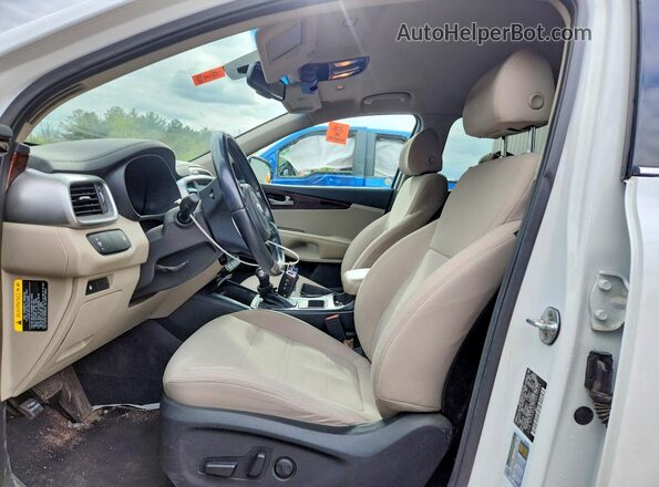 5XYPGDA37JG372523 2018 KIA SORENTO Белый Вид салона спереди