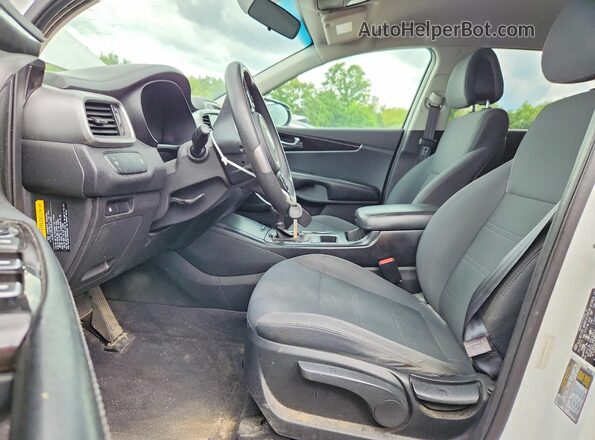 5XYPGDA38GG087337 2016 KIA SORENTO Белый Вид салона спереди