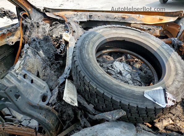 5XYPGDA3XJG348085 2018 KIA SORENTO Burn Vista del salpicadero