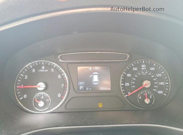 5XYPGDA3XKG526045 2019 KIA SORENTO White Սարքավորումների վահանակի տեսք