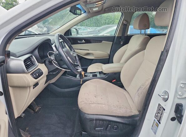5XYPGDA50KG477634 2019 KIA SORENTO White Սալոնի դիմացի տեսք