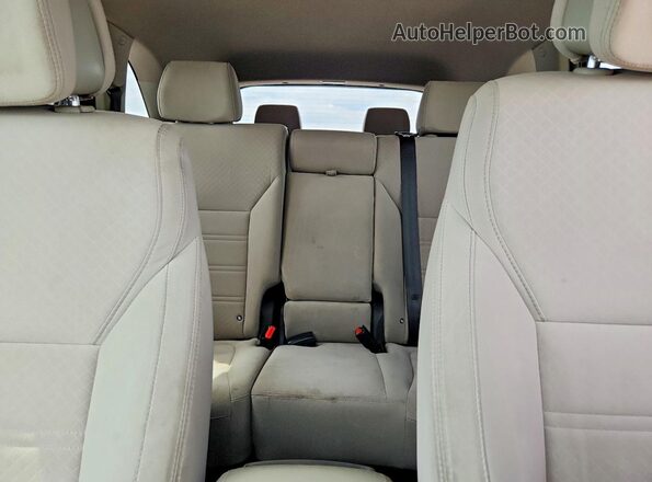 5XYPGDA51GG072227 2016 KIA SORENTO Black Widok tylnych siedzeń