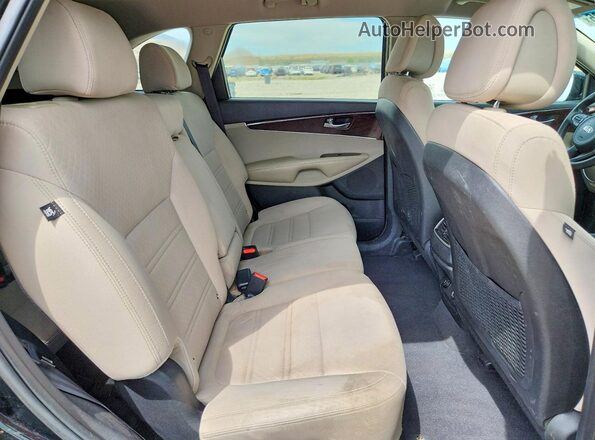 5XYPGDA51GG072227 2016 KIA SORENTO Black Widok wnętrza z tyłu