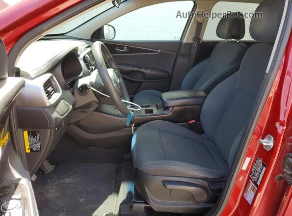5XYPGDA51HG190764 2017 KIA SORENTO Red Вид салону спереду