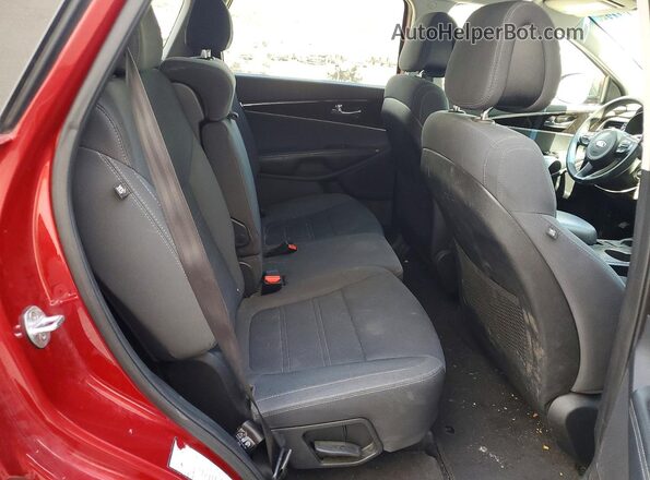 5XYPGDA51HG190764 2017 KIA SORENTO Red Вид задніх сидінь
