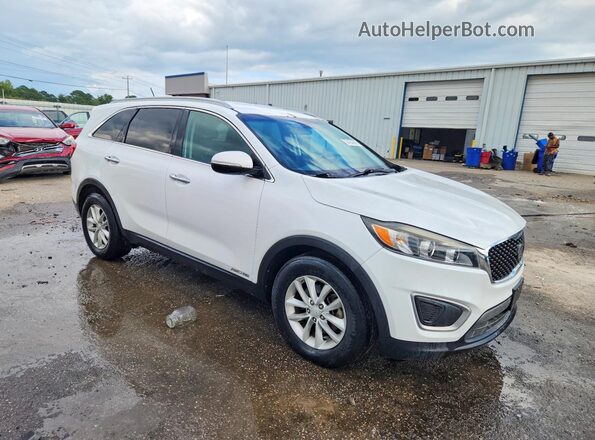 5XYPGDA53GG135442 2016 KIA SORENTO White Front right