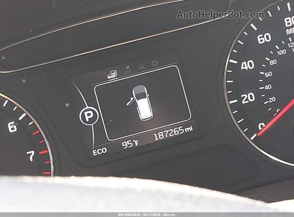 5XYPGDA54HG193609 2017 KIA SORENTO Gray Widok tylnych siedzeń
