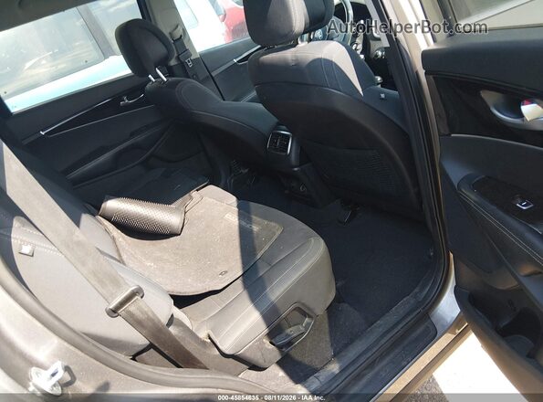 5XYPGDA54HG193609 2017 KIA SORENTO Gray Widok naklejki z numerem VIN