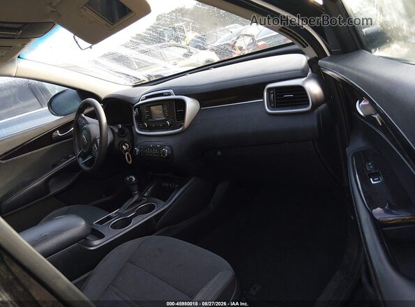 5XYPGDA54HG234076 2017 KIA SORENTO Black Widok wnętrza z przodu