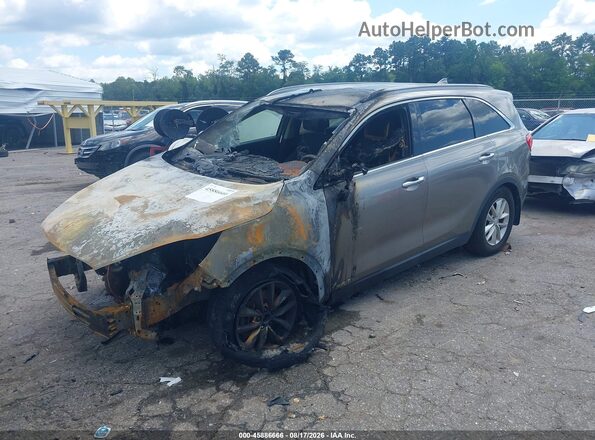 5XYPGDA55HG203211 2017 KIA SORENTO Gray Przód lewy