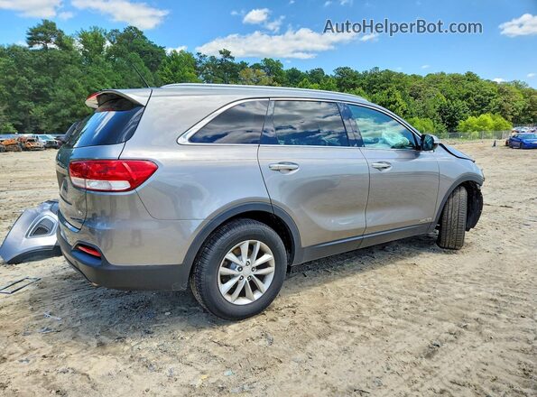 5XYPGDA55HG208327 2017 KIA SORENTO Gray Trasero derecho