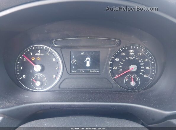 5XYPGDA57GG014087 2016 KIA SORENTO Maroon Vista de los asientos traseros
