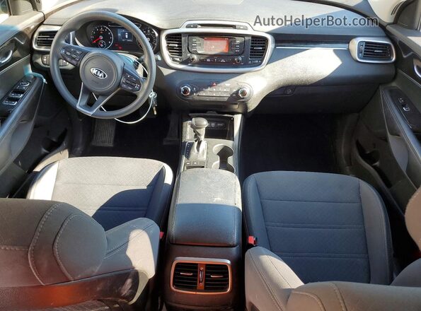 5XYPGDA58HG332995 2017 KIA SORENTO Burgundy Widok deski rozdzielczej