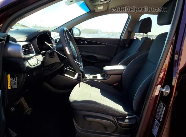 5XYPGDA58HG332995 2017 KIA SORENTO Burgundy Widok wnętrza z przodu