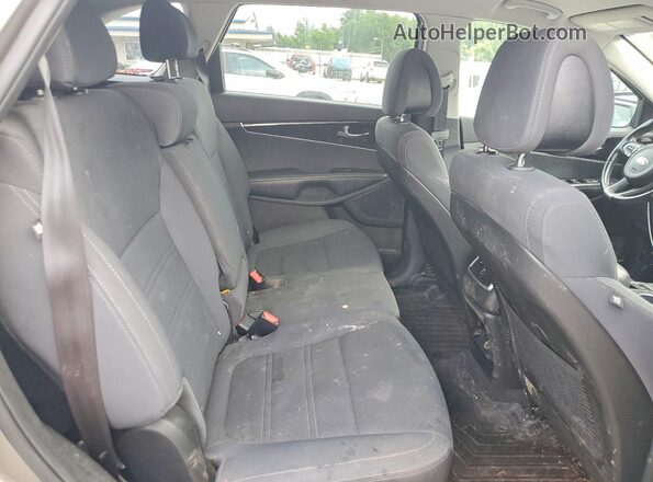 5XYPGDA59GG072511 2016 KIA SORENTO Gray Vista interior trasera