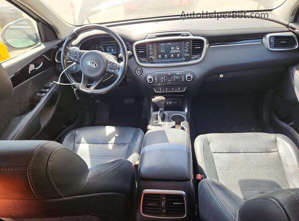 5XYPH4A17HG251190 2017 KIA SORENTO Gray Widok deski rozdzielczej
