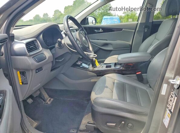 5XYPH4A55GG112046 2016 KIA SORENTO Серый Вид салона спереди