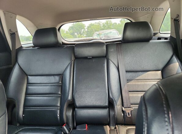 5XYPH4A55KG469848 2019 KIA SORENTO Red Vista de los asientos traseros
