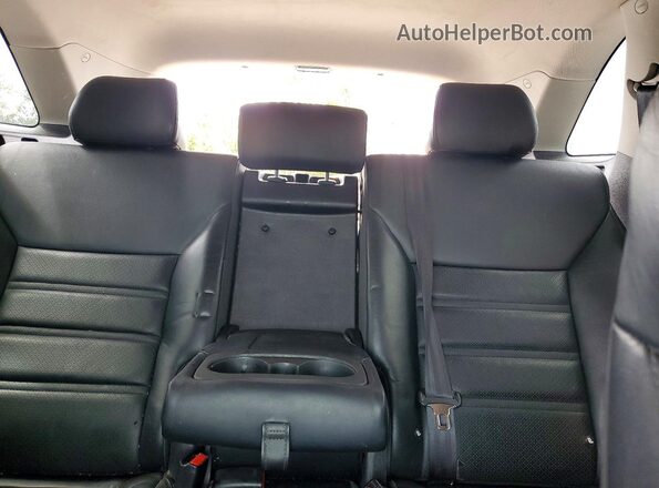 5XYPHDA17GG032065 2016 KIA SORENTO Красный Вид задних сидений