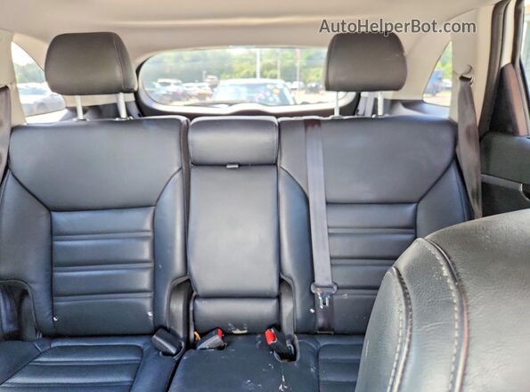 5XYPHDA51GG156433 2016 KIA SORENTO White Widok tylnych siedzeń