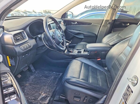 5XYPHDA51JG350418 2018 KIA SORENTO White Vista interior delantera