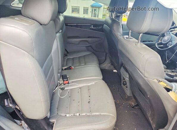 5XYPHDA55GG009841 2016 KIA SORENTO Black Widok tylnych siedzeń