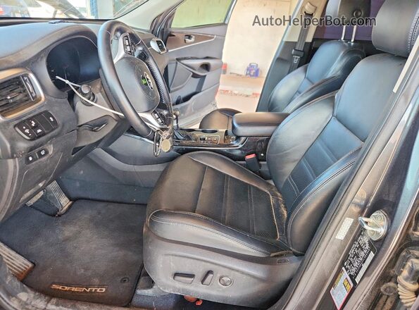 5XYPHDA55LG669467 2020 KIA SORENTO Серый Вид салона спереди
