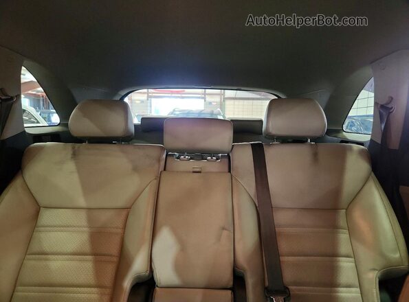5XYPHDA56JG362578 2018 KIA SORENTO Brown Widok tylnych siedzeń