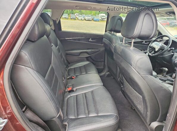 5XYPHDA57GG181093 2016 KIA SORENTO Maroon Вид задньої частини салону