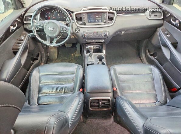 5XYPHDA58HG260225 2017 KIA SORENTO White Widok deski rozdzielczej