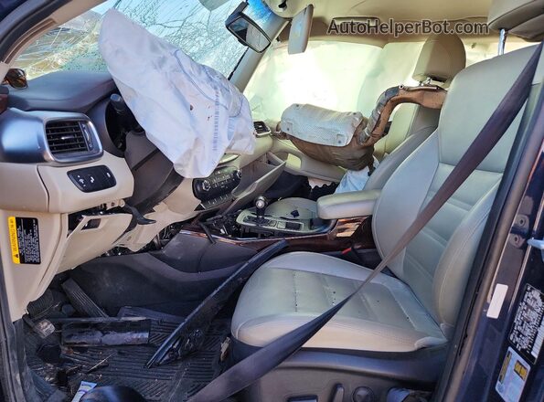 5XYPHDA58HG303462 2017 KIA SORENTO Синий Вид салона спереди