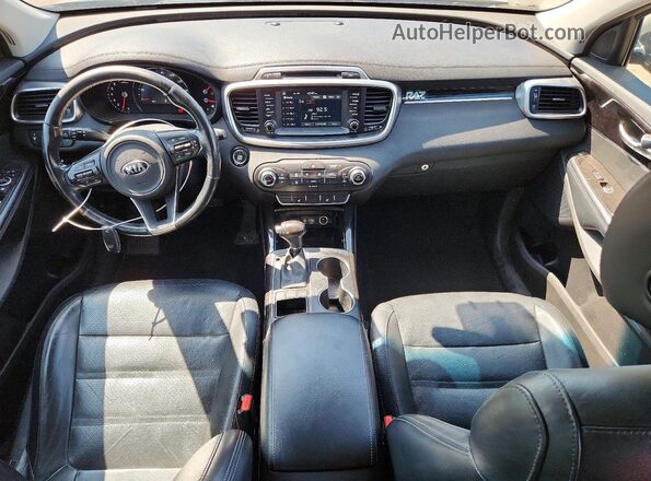 5XYPHDA59JG417976 2018 KIA SORENTO Серый Вид панели приборов