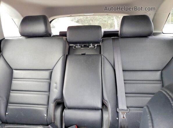 5XYPHDA5XKG478769 2019 KIA SORENTO Burgundy Rear seats view
