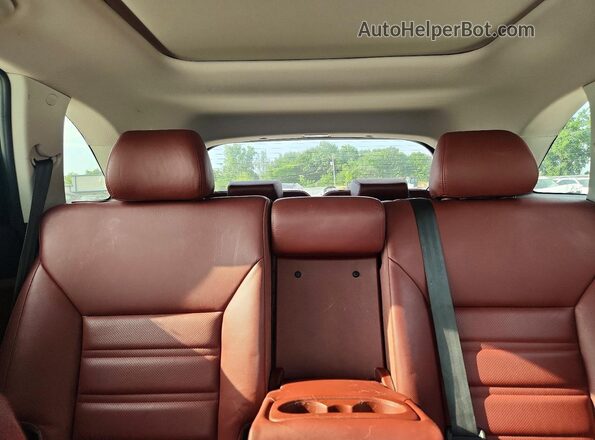 5XYPK4A51HG239248 2017 KIA SORENTO Белый Вид задних сидений