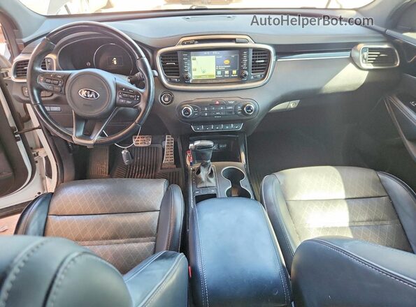 5XYPK4A52GG101247 2016 KIA SORENTO Белый Вид панели приборов